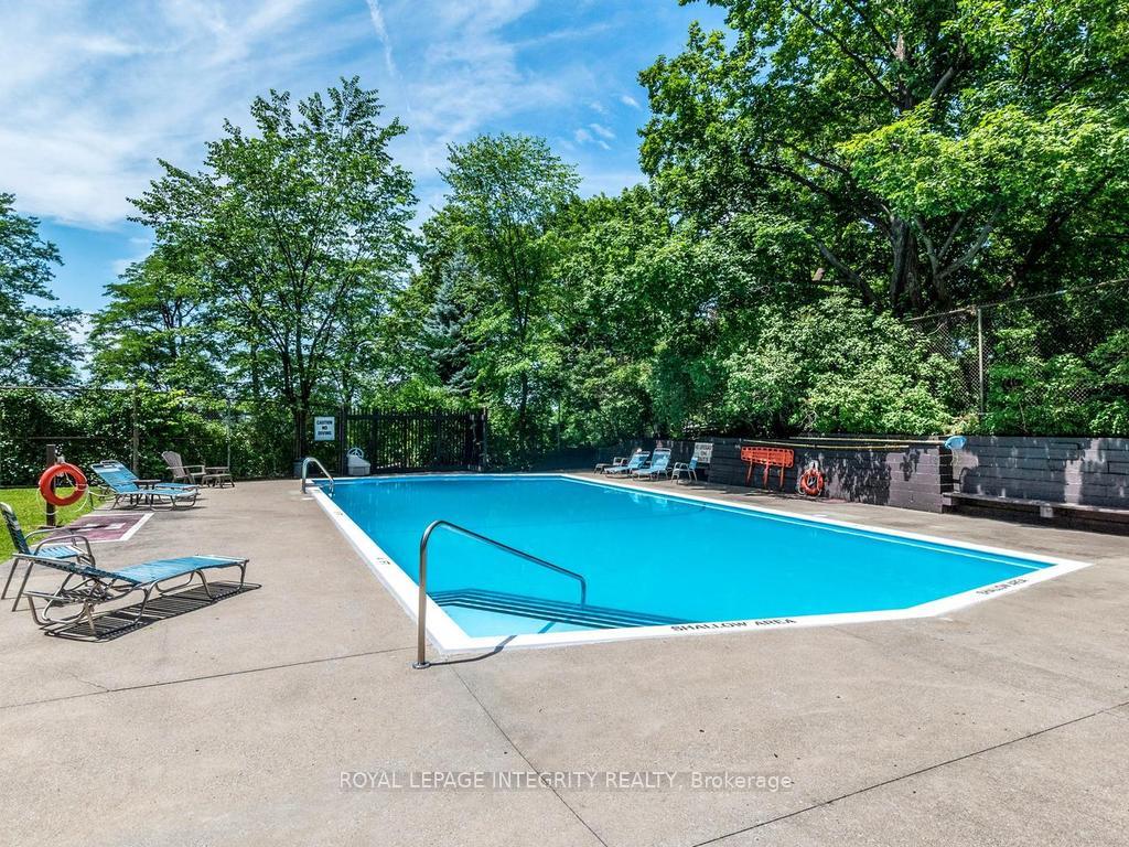 Photo 27 of Unit 606, 20 Chesterton Drive, Ottawa, Borden Farm/Stewart Farm/Carleton Heights/Parkwood Hills — HOMEH