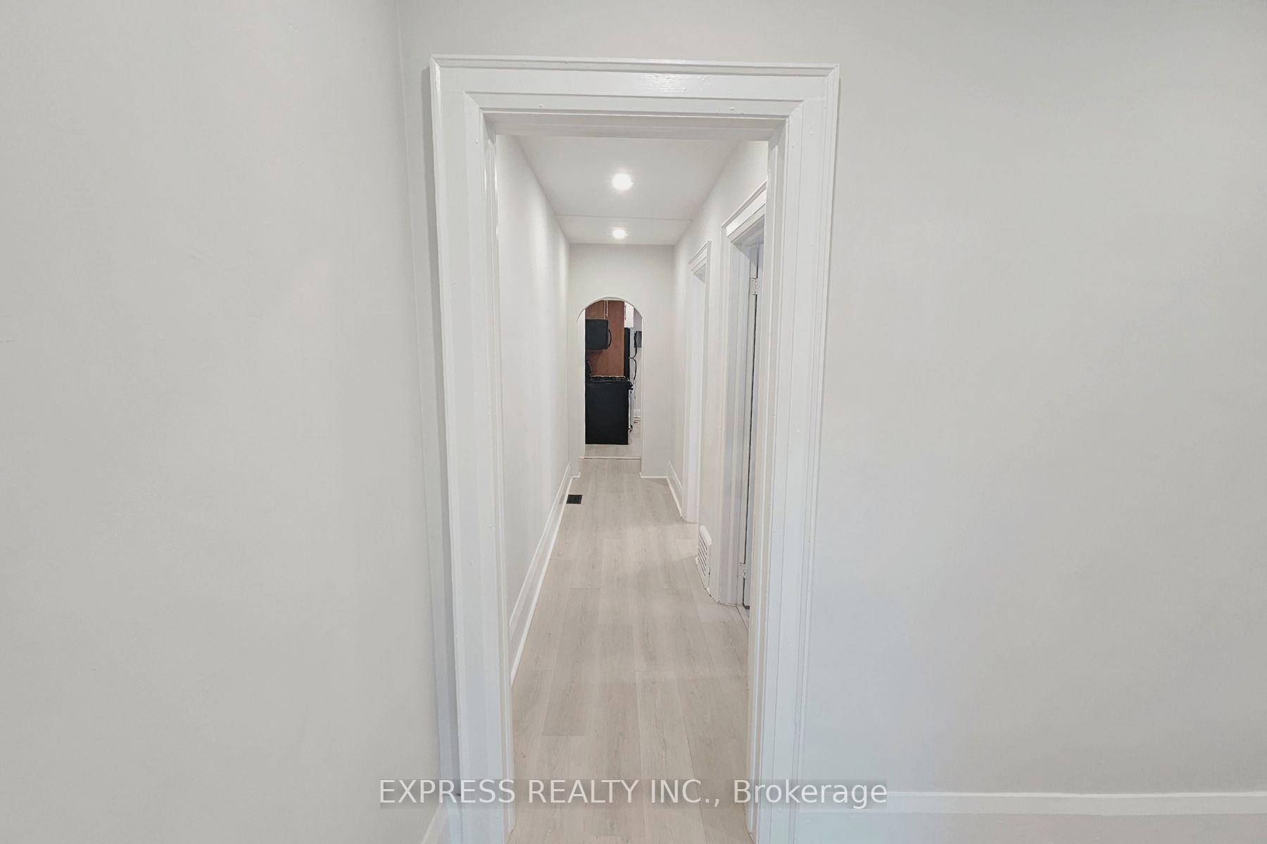 Photo 11 of 9 Bryant Avenue, Toronto, Crescent Town — HOMEH