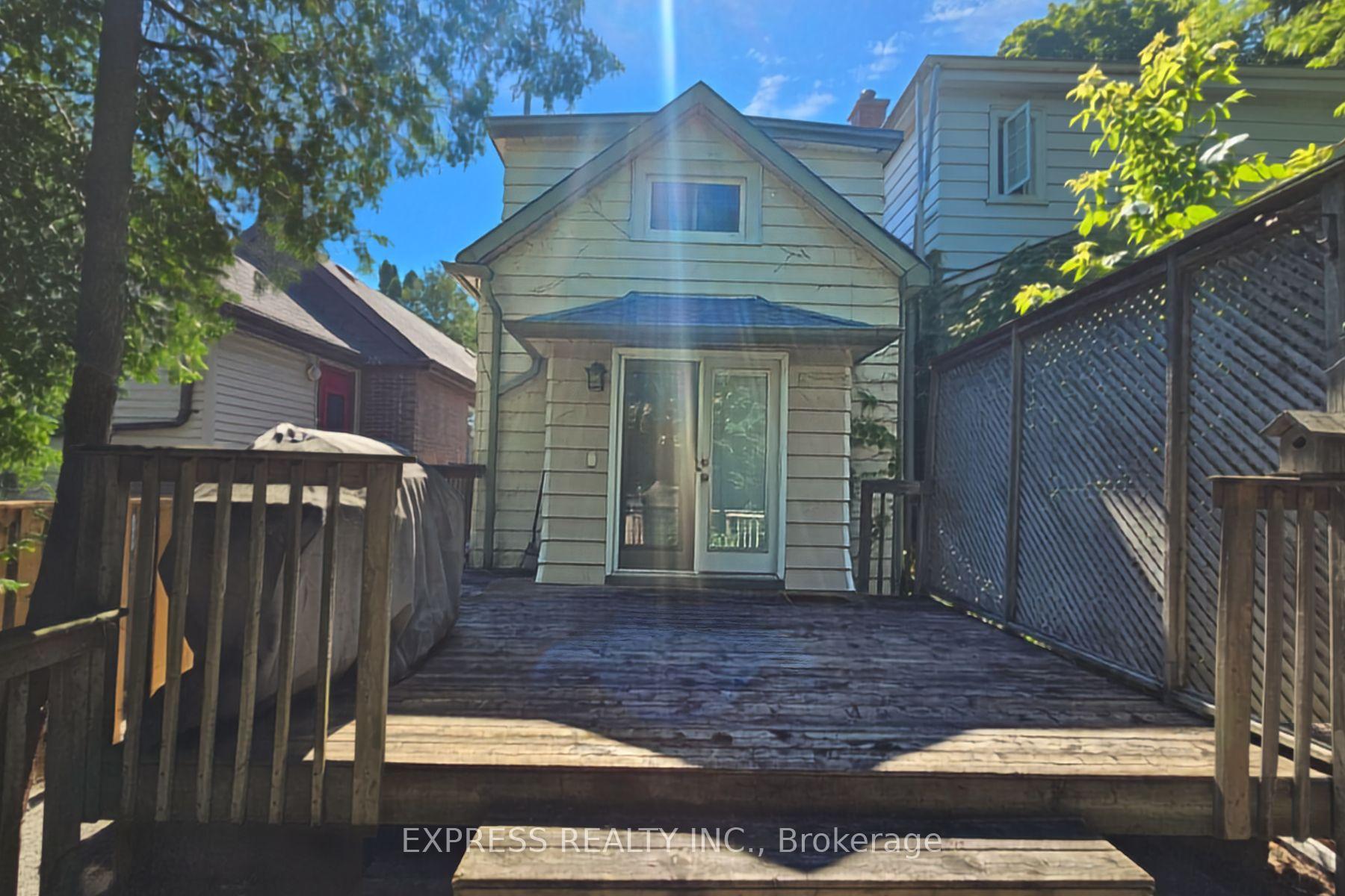 Photo 31 of 9 Bryant Avenue, Toronto, Crescent Town — HOMEH
