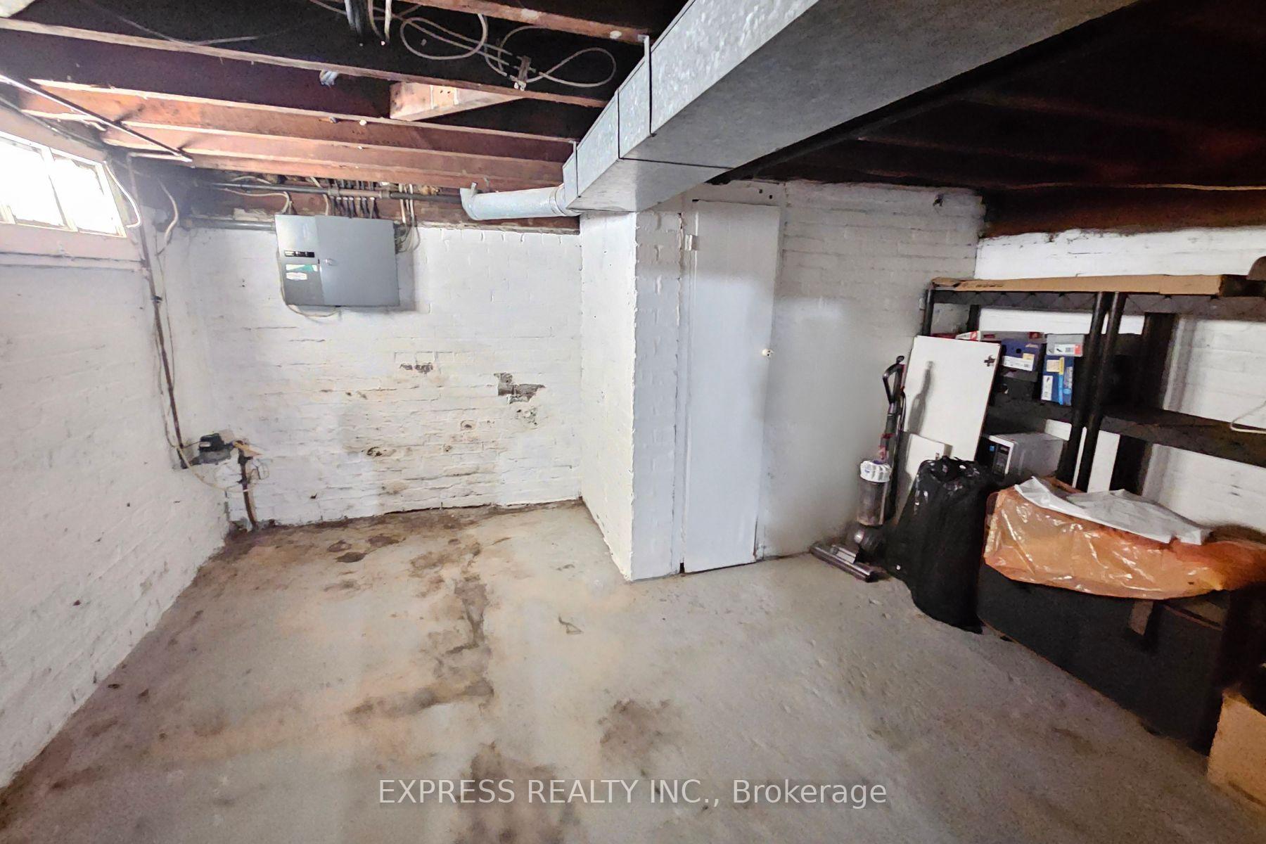 Photo 33 of 9 Bryant Avenue, Toronto, Crescent Town — HOMEH