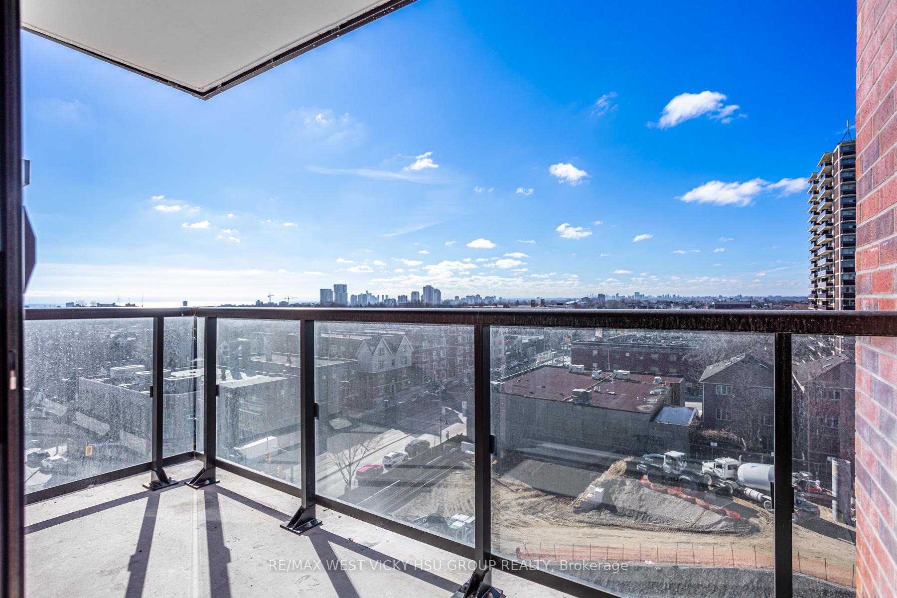 Photo 25 of Unit 810, 185 Alberta Avenue, Toronto, Oakwood Village — HOMEH