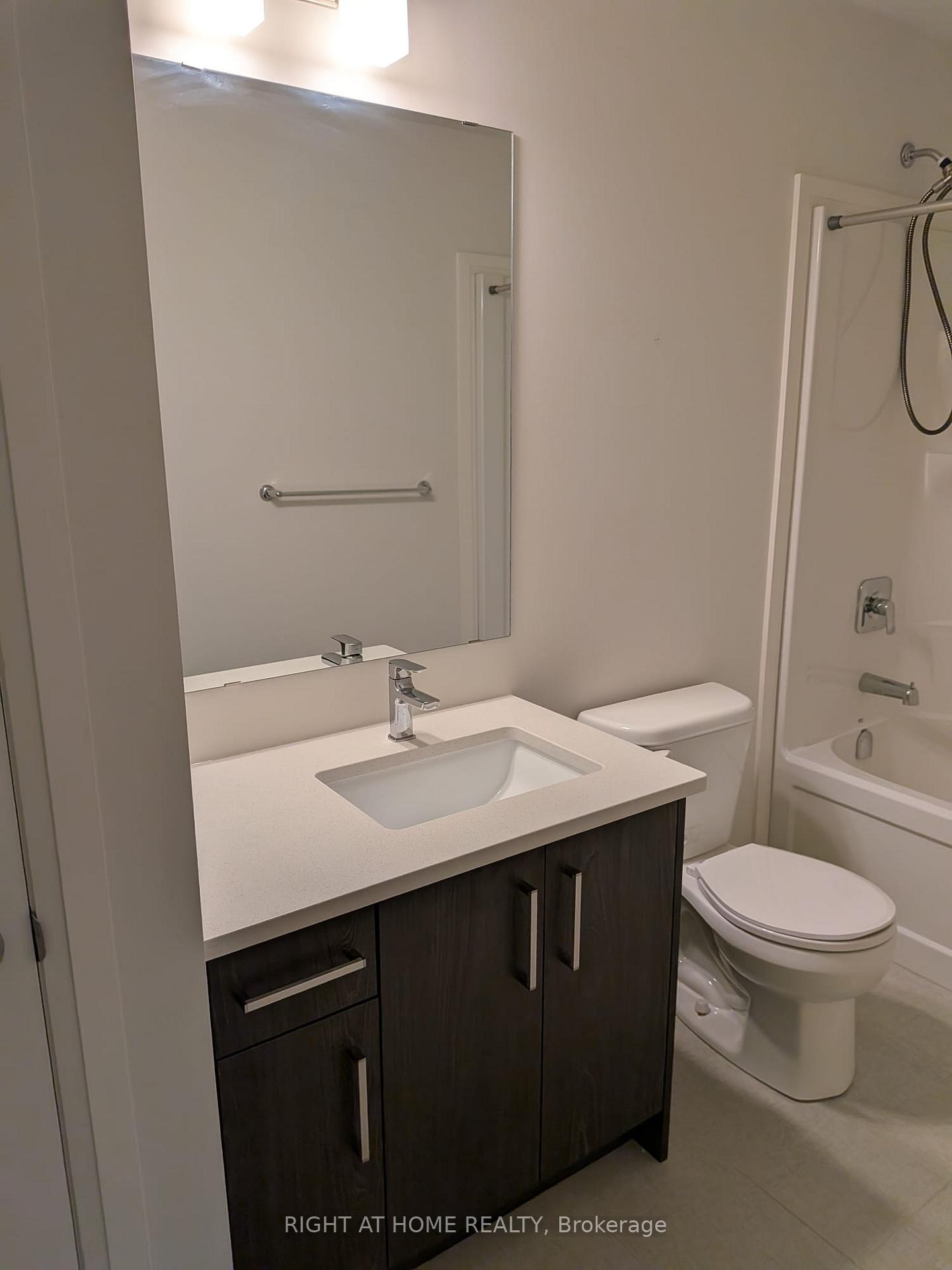 Photo 5 of Unit 17, 3046 Springmeadow Road E, London, South W — HOMEH
