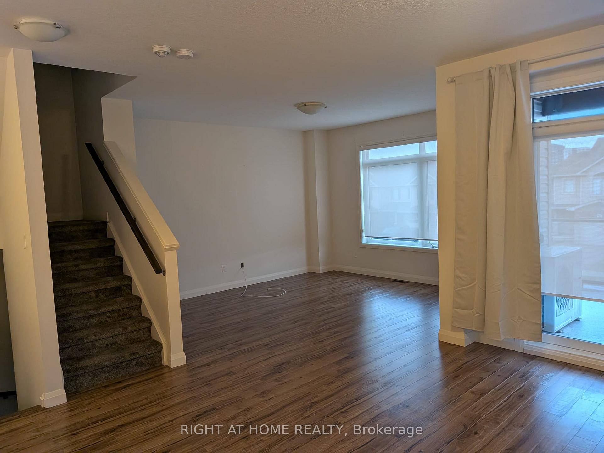 Photo 9 of Unit 17, 3046 Springmeadow Road E, London, South W — HOMEH