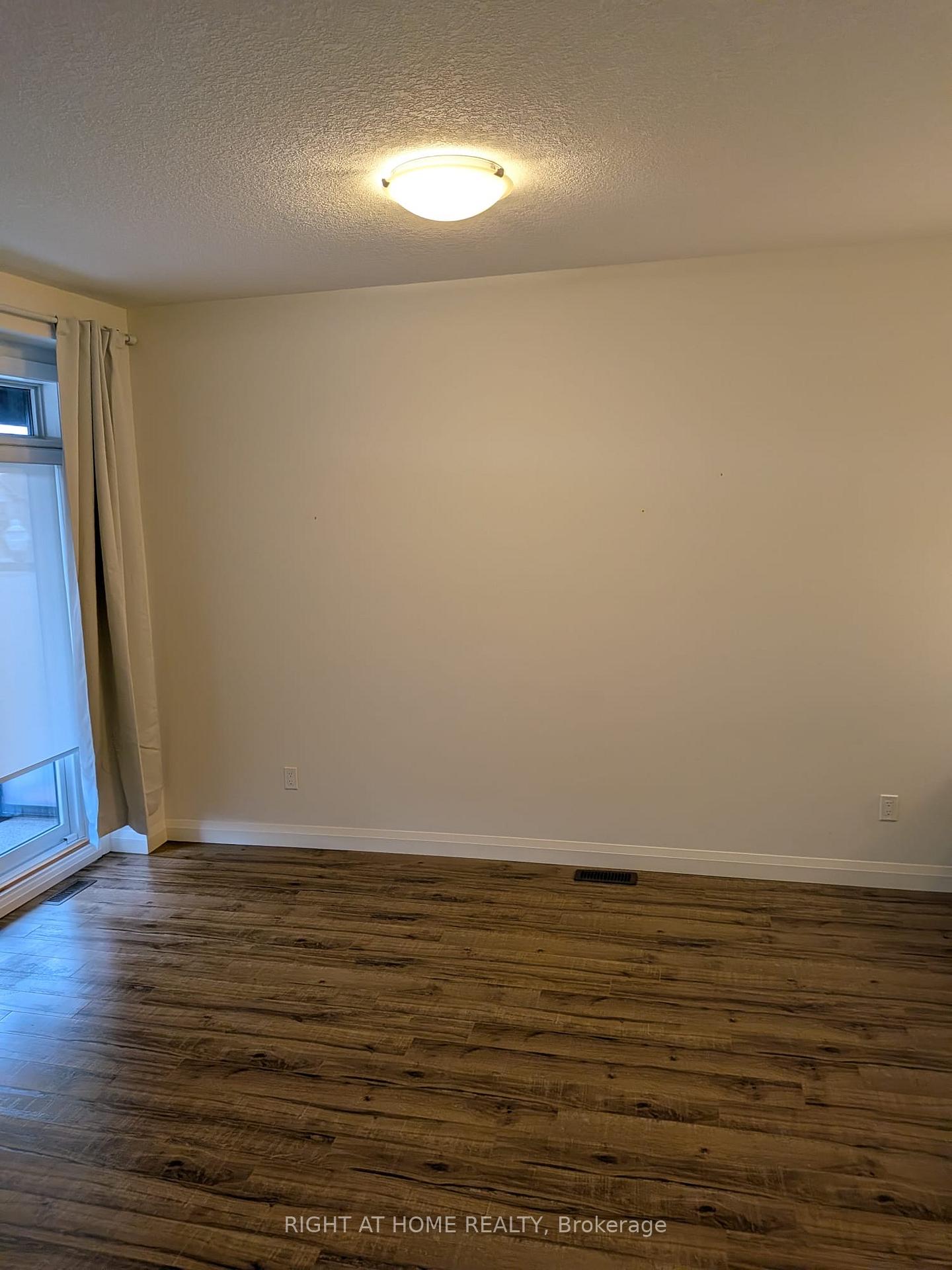 Photo 12 of Unit 17, 3046 Springmeadow Road E, London, South W — HOMEH