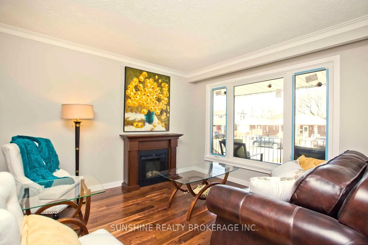 Photo 8 of 121 Sammon Avenue, Toronto, Danforth Village-East York — HOMEH