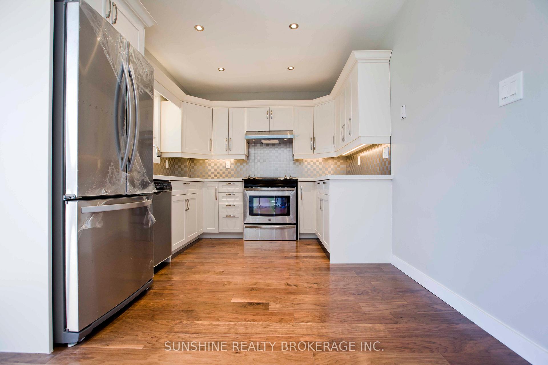 Photo 15 of 121 Sammon Avenue, Toronto, Danforth Village-East York — HOMEH