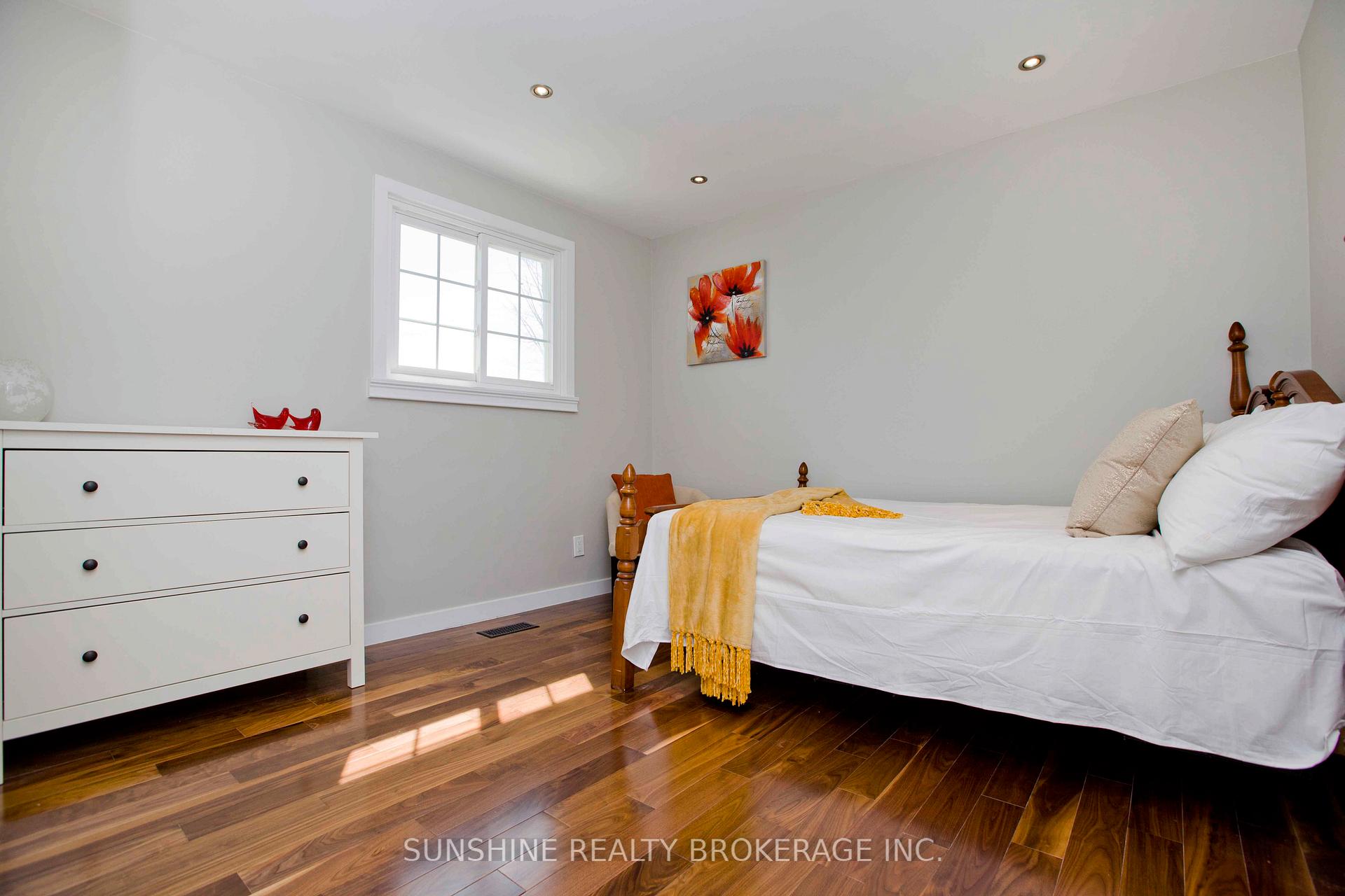 Photo 18 of 121 Sammon Avenue, Toronto, Danforth Village-East York — HOMEH