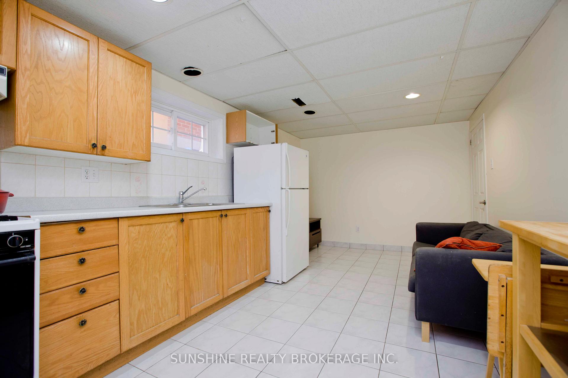 Photo 32 of 121 Sammon Avenue, Toronto, Danforth Village-East York — HOMEH