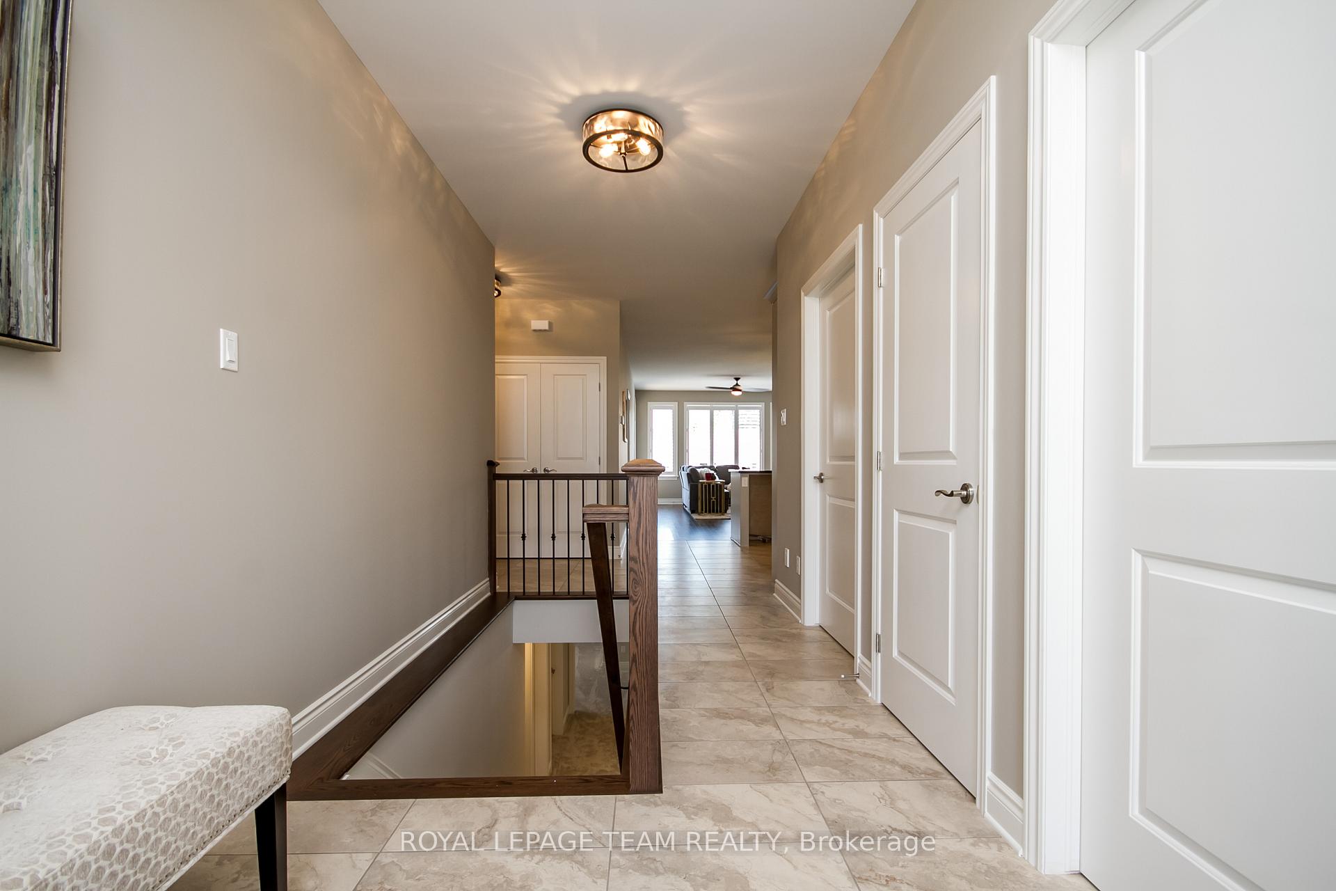 Photo 3 of 1233 Potter Drive, Brockville, Brockville — HOMEH