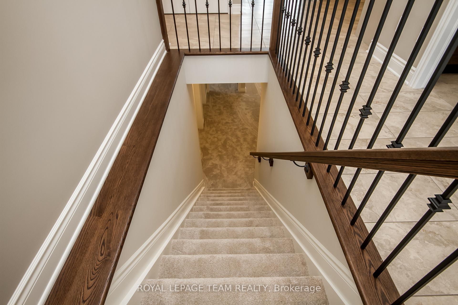 Photo 18 of 1233 Potter Drive, Brockville, Brockville — HOMEH