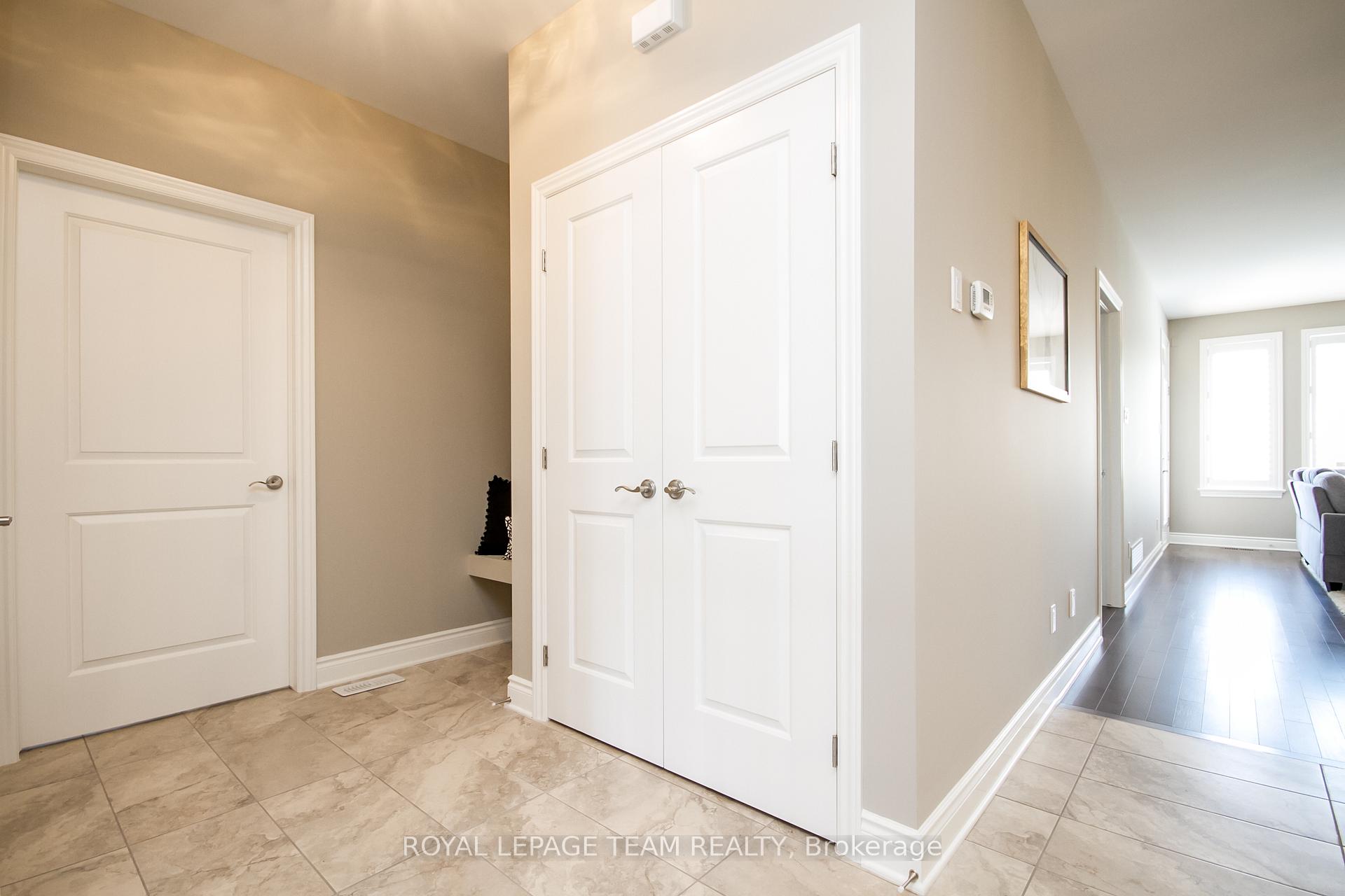 Photo 19 of 1233 Potter Drive, Brockville, Brockville — HOMEH
