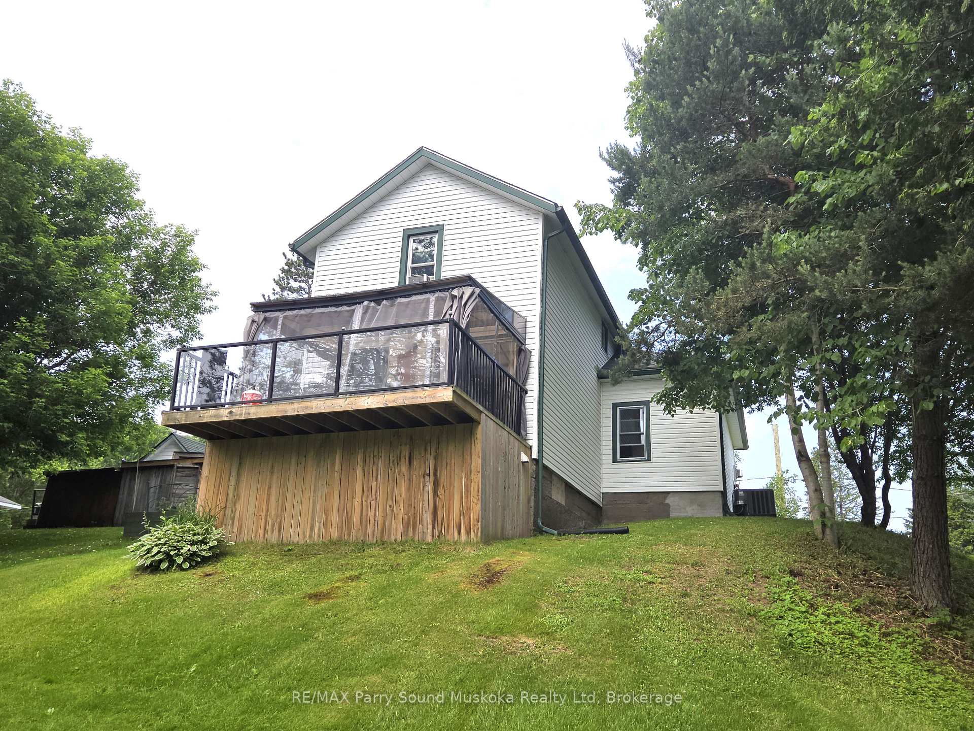 Photo 6 of 118 Dimsdale Street, Burk's Falls — HOMEH