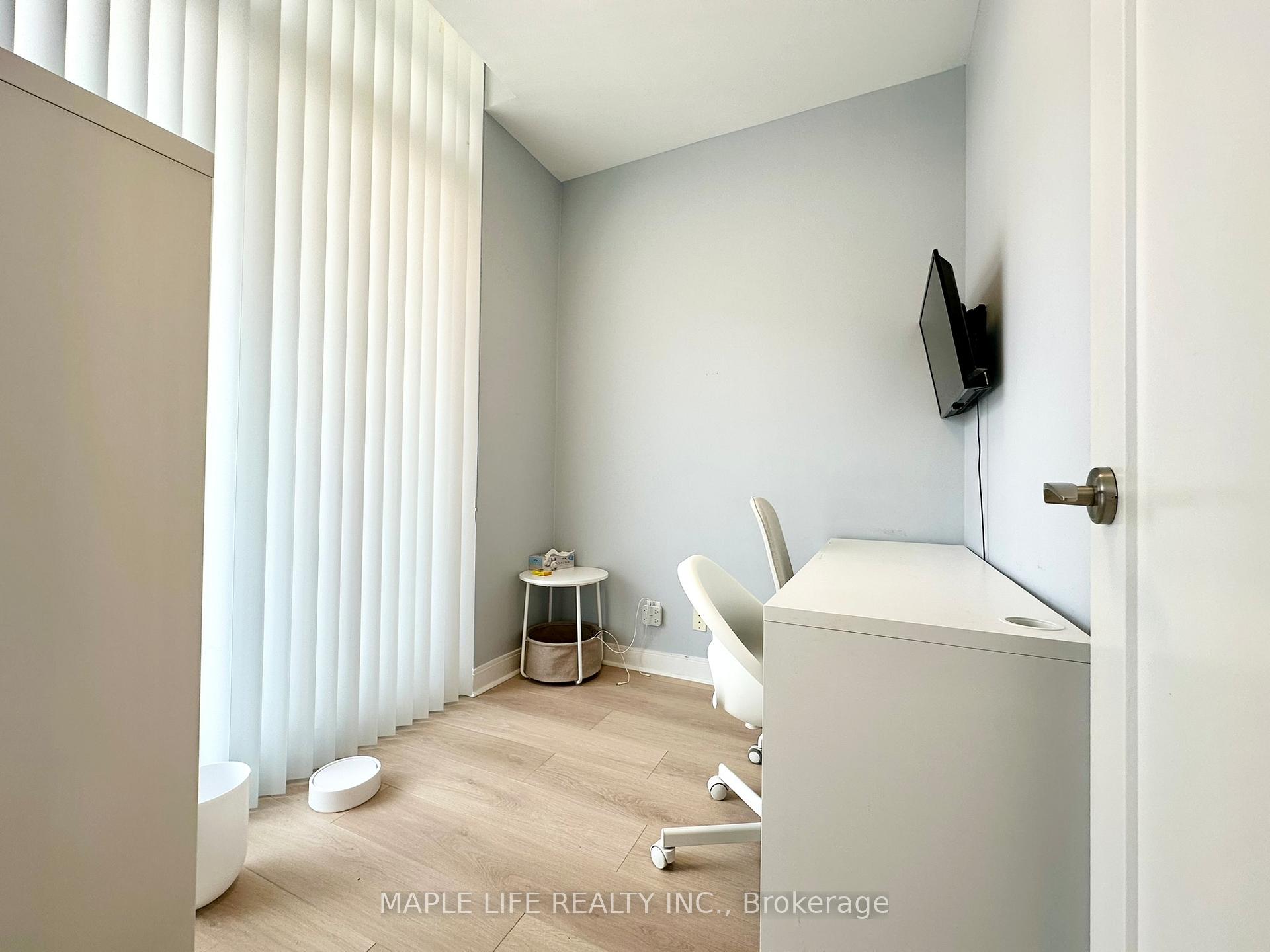 Photo 14 of Unit 702, 825 Church Street, Toronto, Rosedale-Moore Park — HOMEH