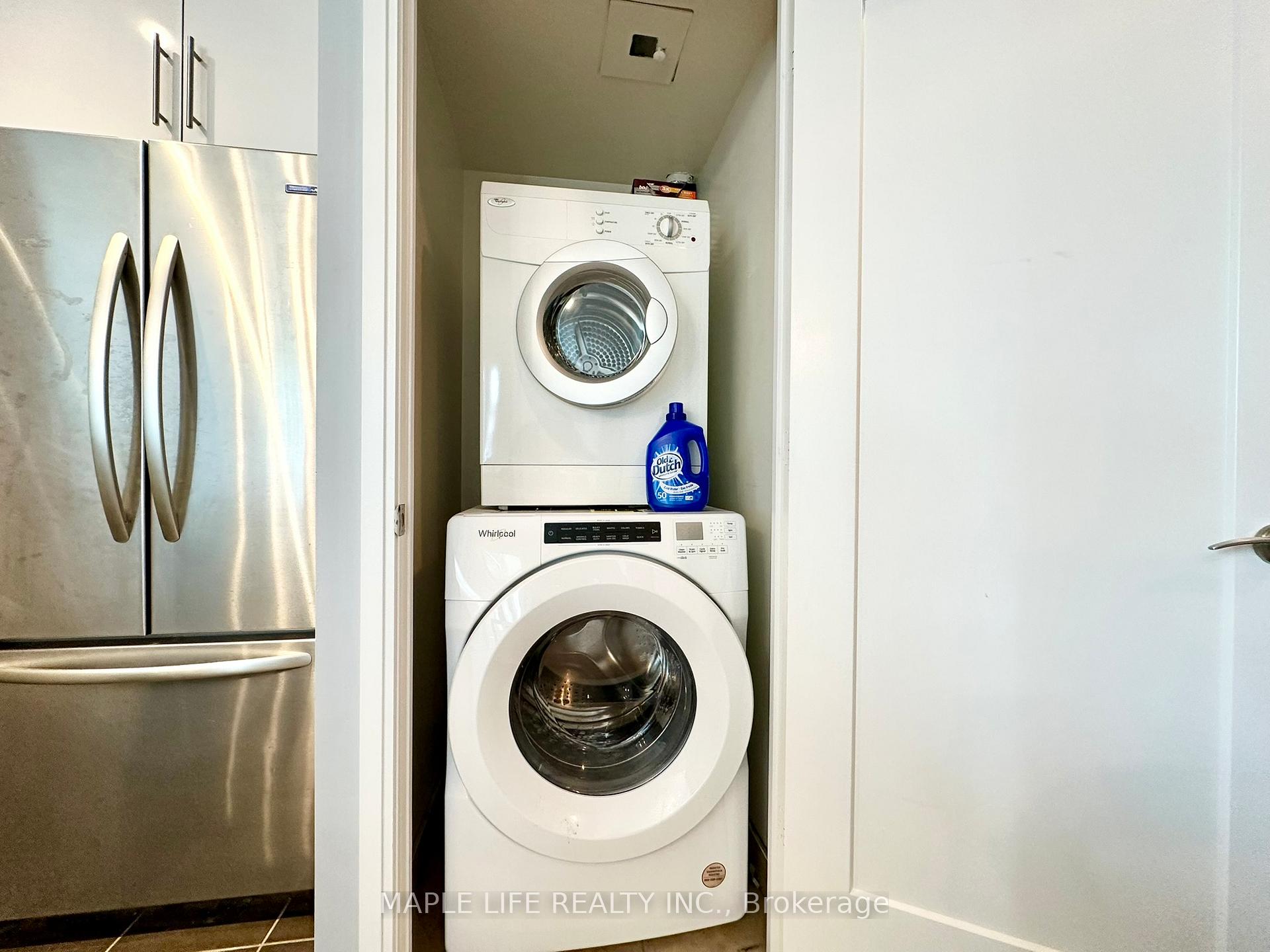 Photo 20 of Unit 702, 825 Church Street, Toronto, Rosedale-Moore Park — HOMEH
