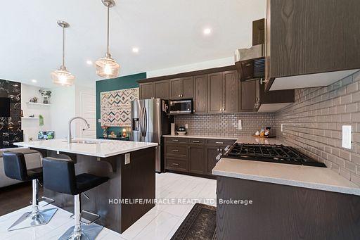 Photo 5 of 2231 Linkway Boulevard, London, South A — HOMEH