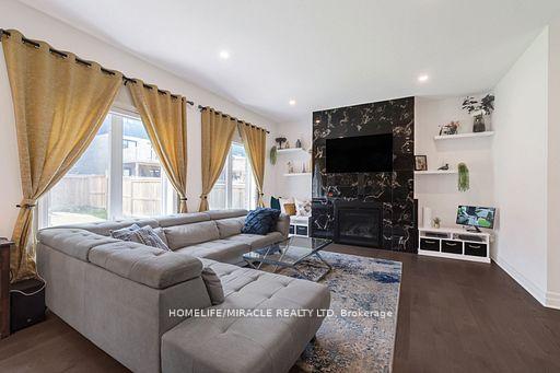 Photo 6 of 2231 Linkway Boulevard, London, South A — HOMEH