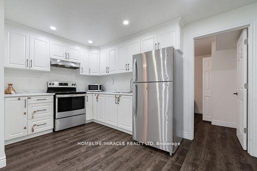 Photo 23 of 2231 Linkway Boulevard, London, South A — HOMEH