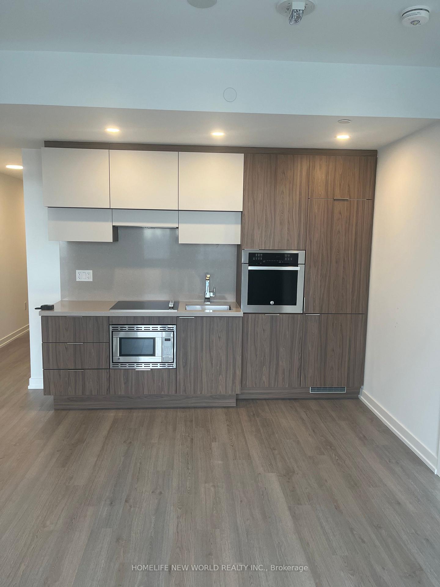 Photo 5 of Unit 3804, 39 Roehampton Avenue, Toronto, Mount Pleasant West — HOMEH