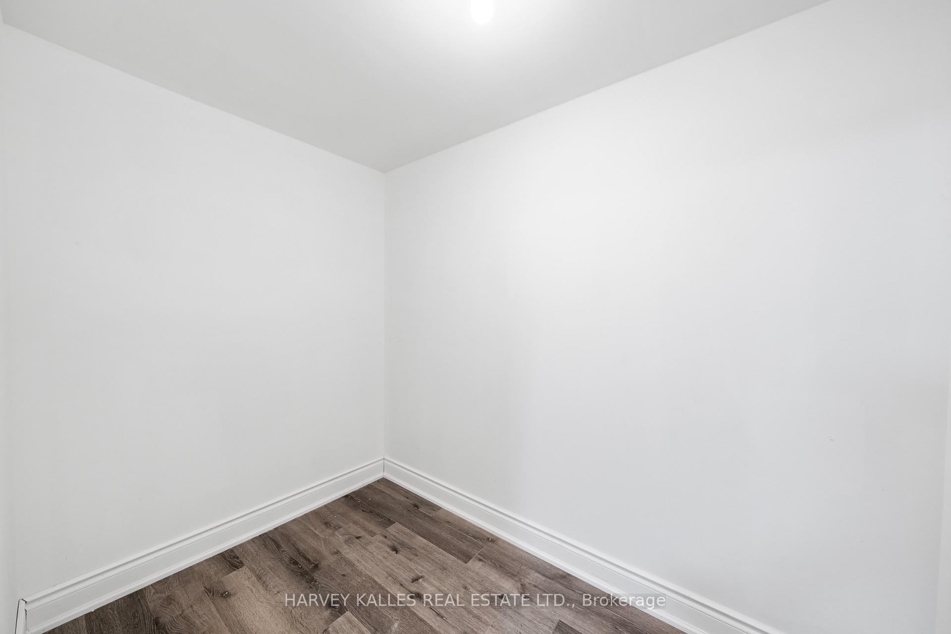Photo 14 of Unit Bsmt, 11 Blue Oak Avenue, Brampton, Sandringham-Wellington — HOMEH