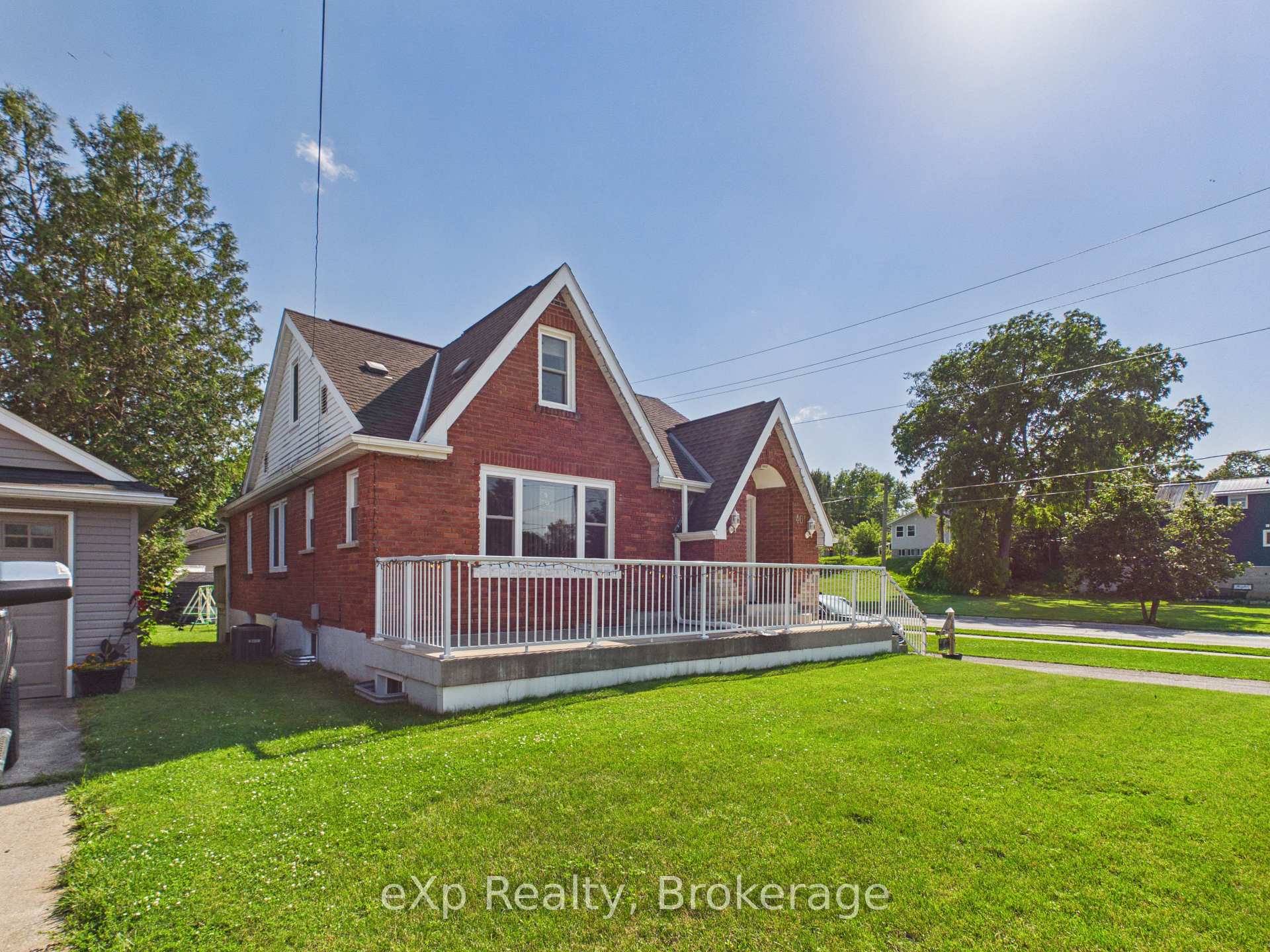 Photo 2 of 401 Prince Street, Brockton — HOMEH