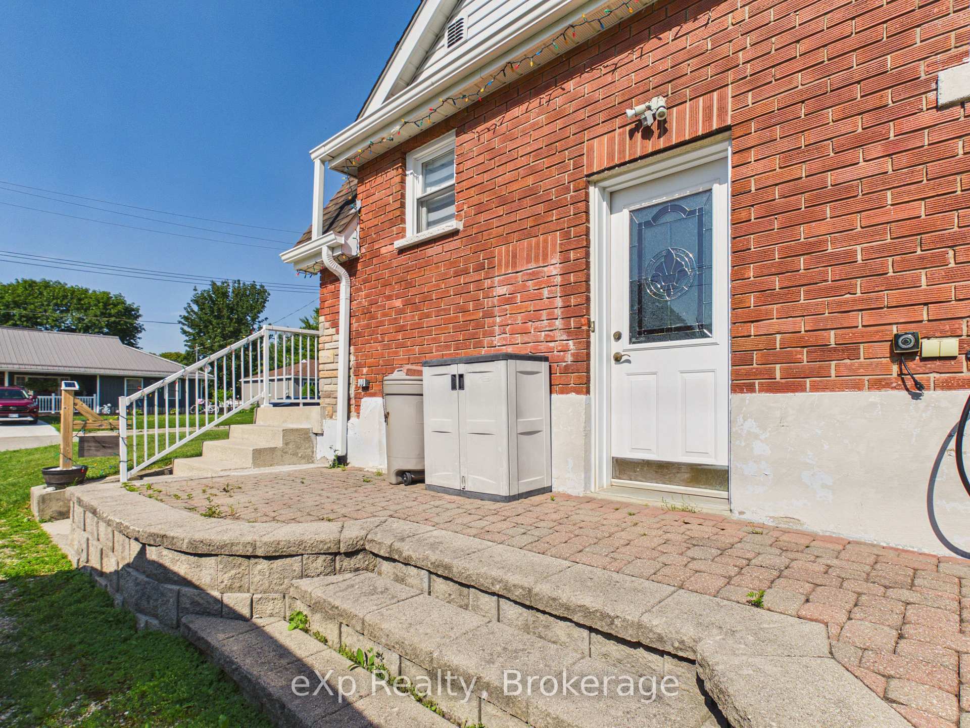 Photo 4 of 401 Prince Street, Brockton — HOMEH