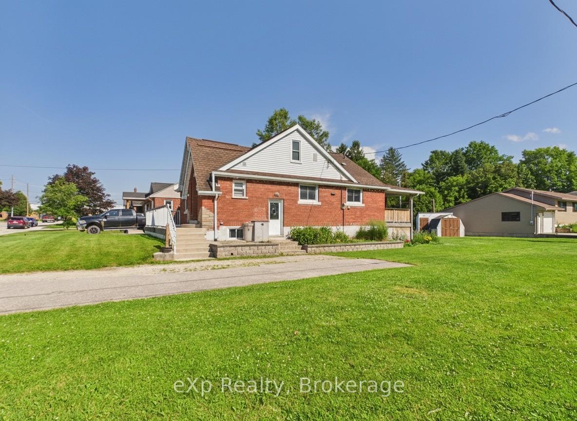 Photo 5 of 401 Prince Street, Brockton — HOMEH