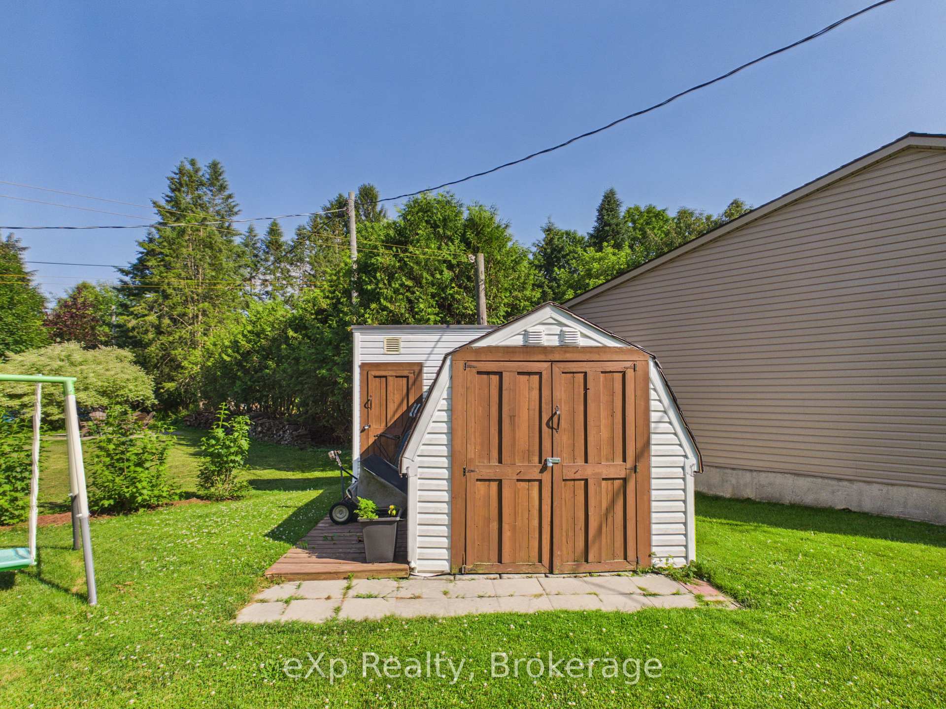 Photo 8 of 401 Prince Street, Brockton — HOMEH