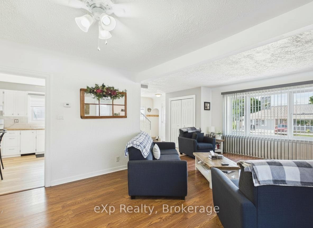 Photo 13 of 401 Prince Street, Brockton — HOMEH