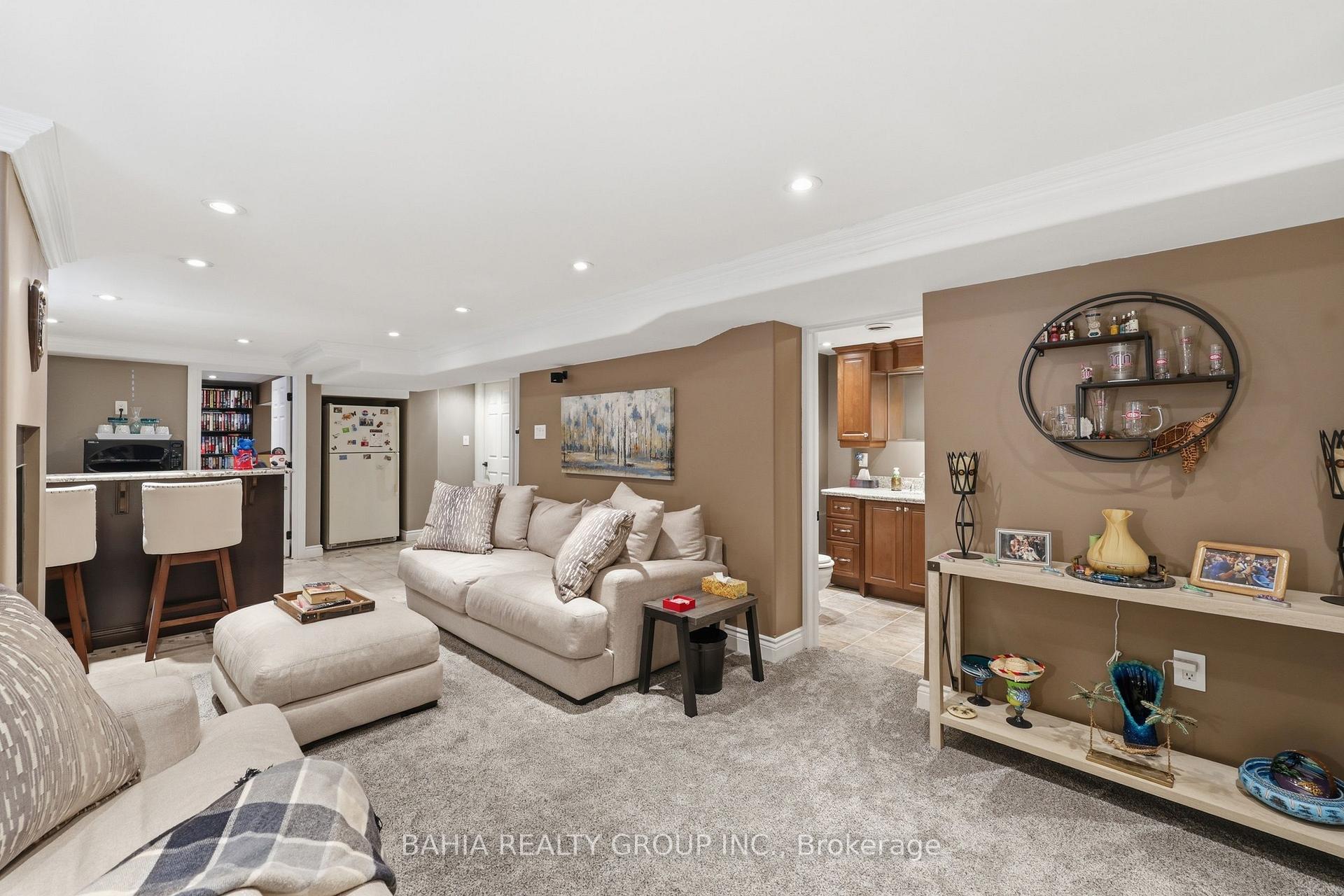 Photo 25 of 3 Kenwood Crescent, Hamilton, Huntington — HOMEH