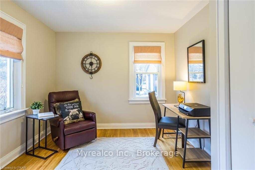 Photo 6 of 853 Fairbairn Street, Peterborough, North — HOMEH