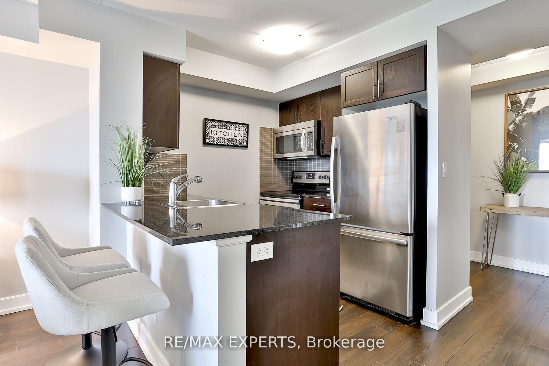 Photo 8 of Unit 2021, 2 Eva Road, Etobicoke, Etobicoke West Mall — HOMEH