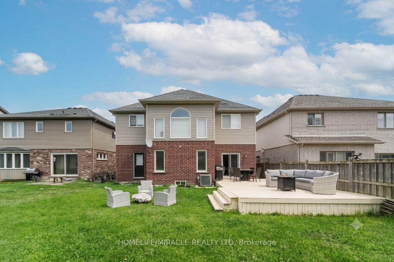 Photo 32 of 95 Tulip Tree Road, Thorold, Confederation Heights — HOMEH