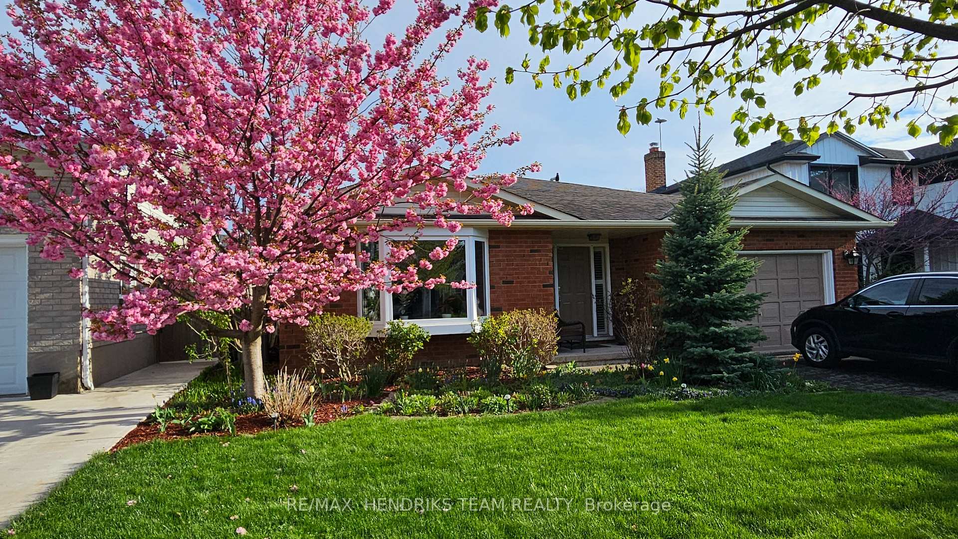 Photo 44 of 12 Stonebridge Gate, St. Catharines, Grapeview — HOMEH