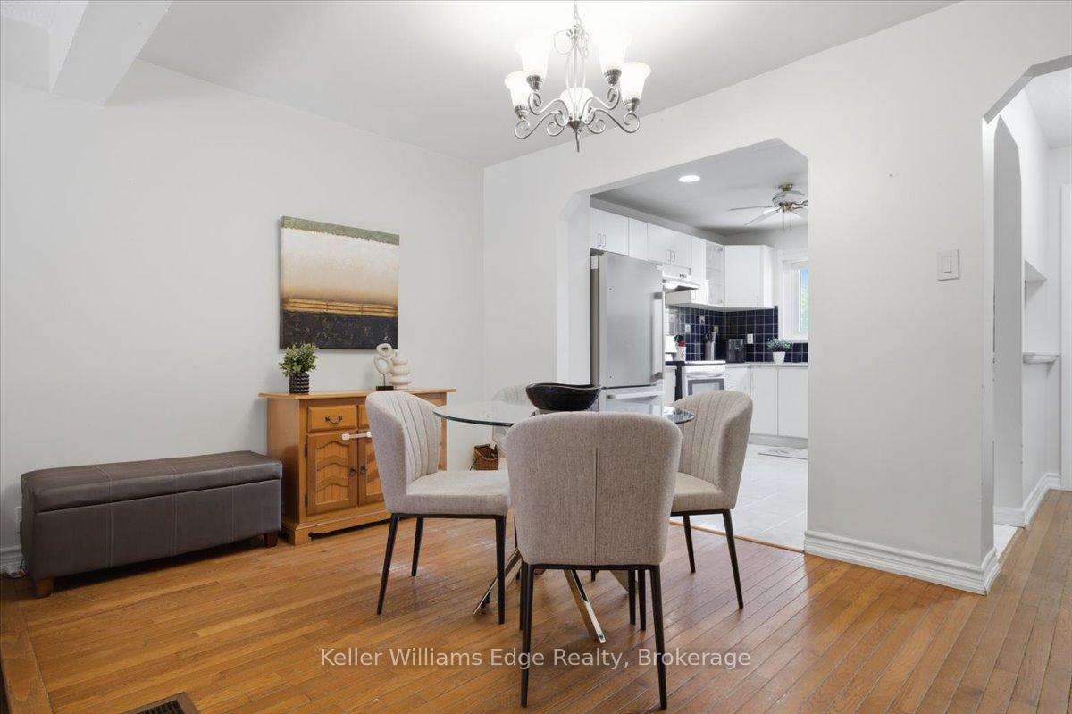 Photo 13 of Unit 4, 1294 Guelph Line, Burlington, Mountainside — HOMEH