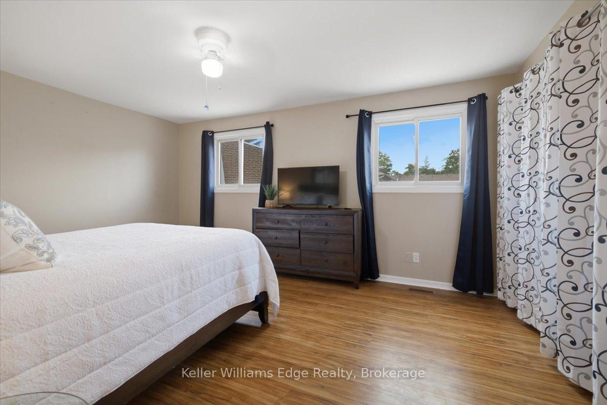 Photo 21 of Unit 4, 1294 Guelph Line, Burlington, Mountainside — HOMEH
