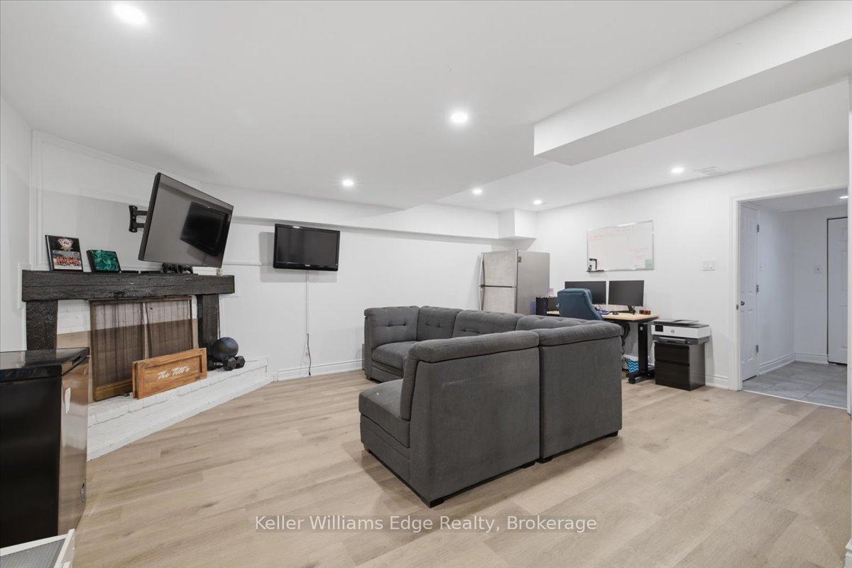 Photo 30 of Unit 4, 1294 Guelph Line, Burlington, Mountainside — HOMEH