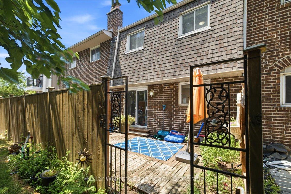 Photo 37 of Unit 4, 1294 Guelph Line, Burlington, Mountainside — HOMEH