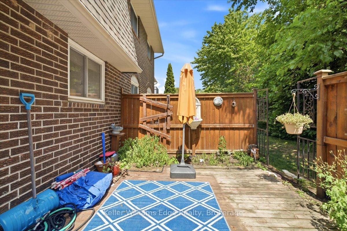 Photo 40 of Unit 4, 1294 Guelph Line, Burlington, Mountainside — HOMEH