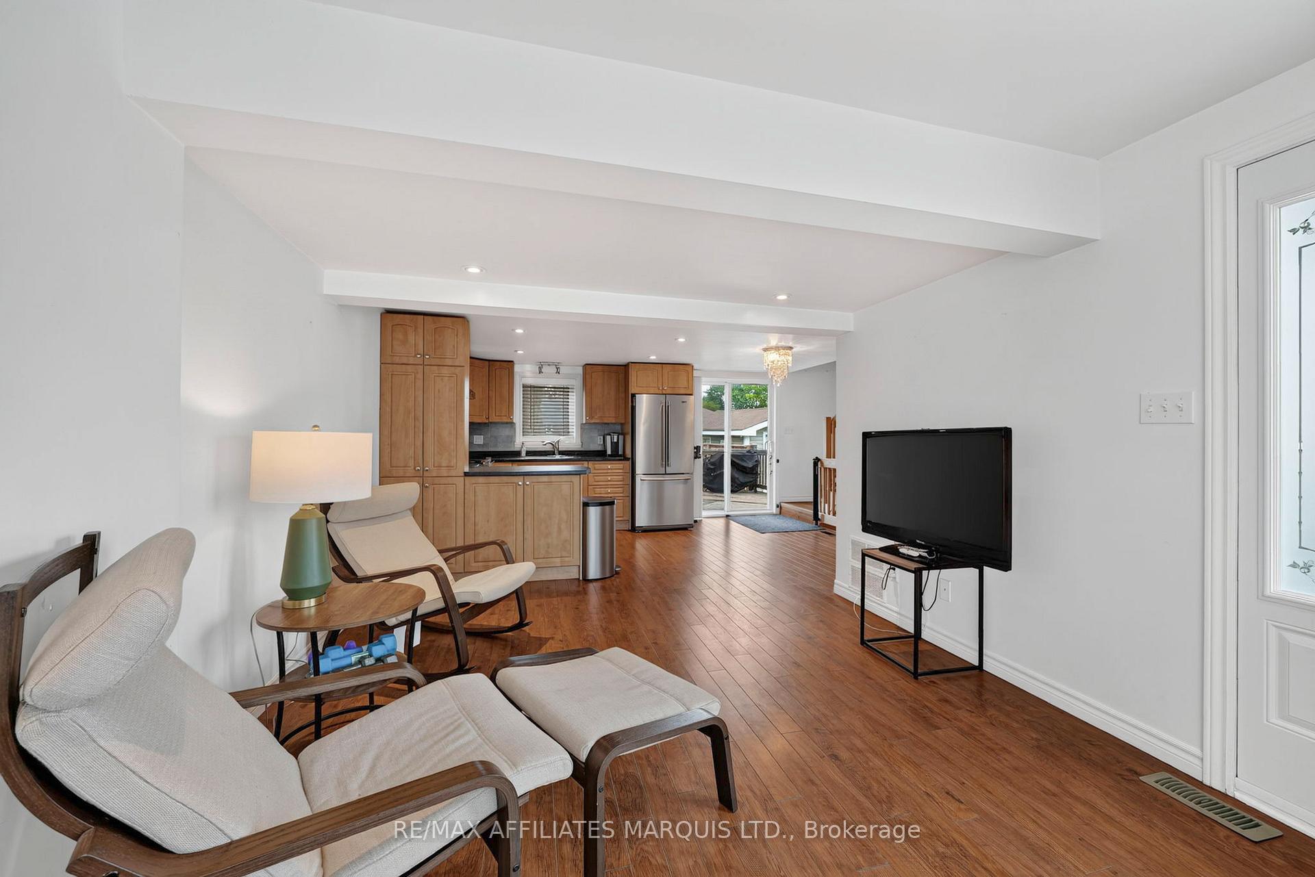 Photo 7 of 331 Sixth Street W, Cornwall, Cornwall — HOMEH