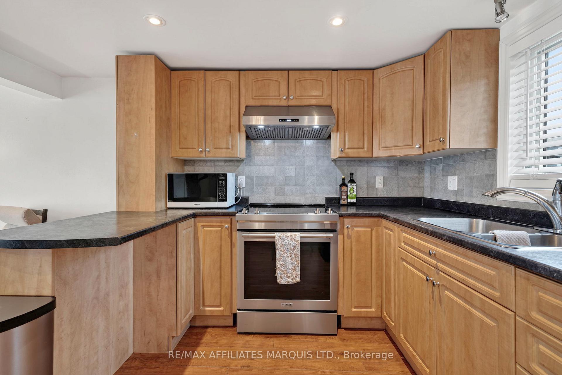 Photo 9 of 331 Sixth Street W, Cornwall, Cornwall — HOMEH