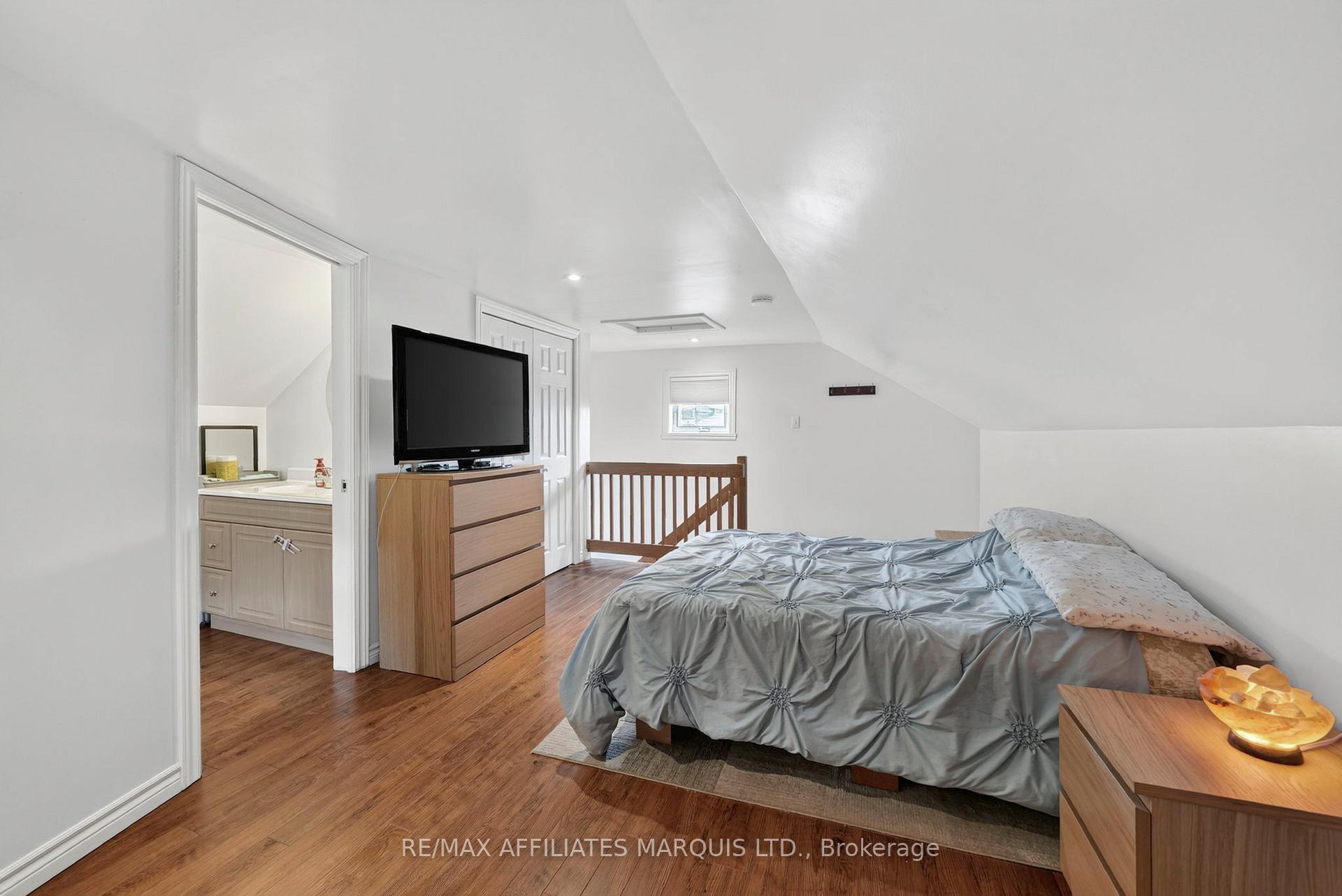 Photo 17 of 331 Sixth Street W, Cornwall, Cornwall — HOMEH