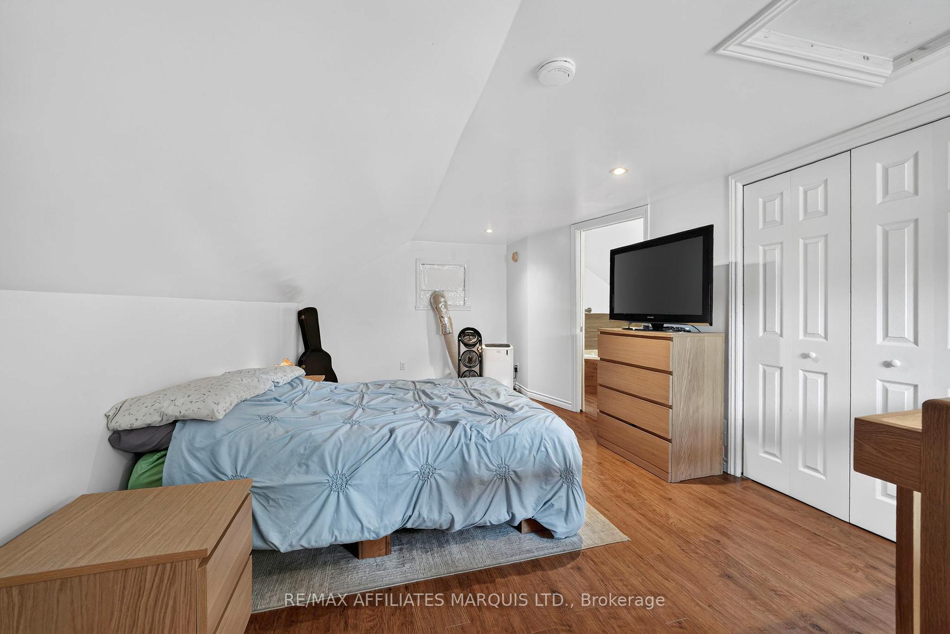 Photo 18 of 331 Sixth Street W, Cornwall, Cornwall — HOMEH