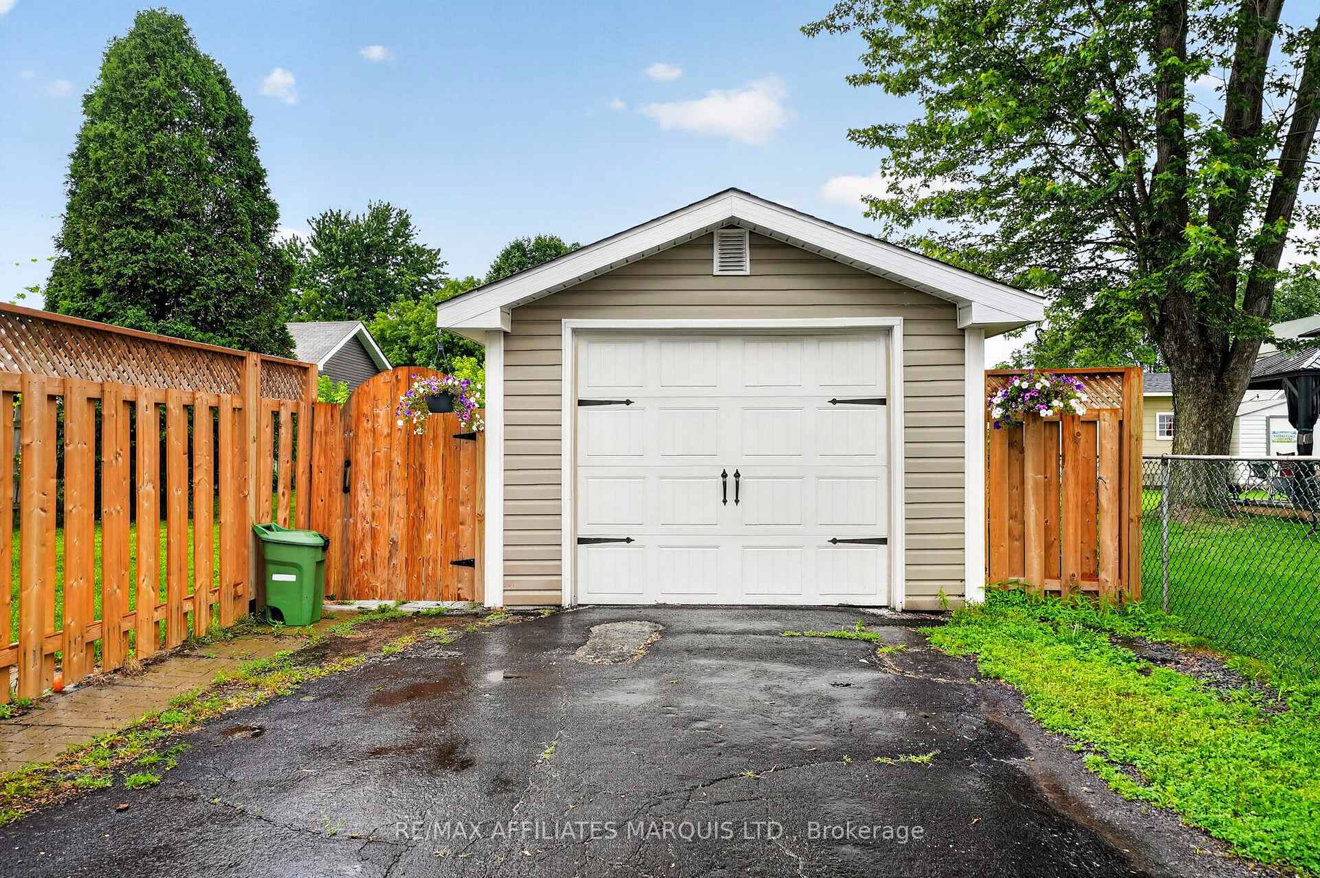 Photo 26 of 331 Sixth Street W, Cornwall, Cornwall — HOMEH