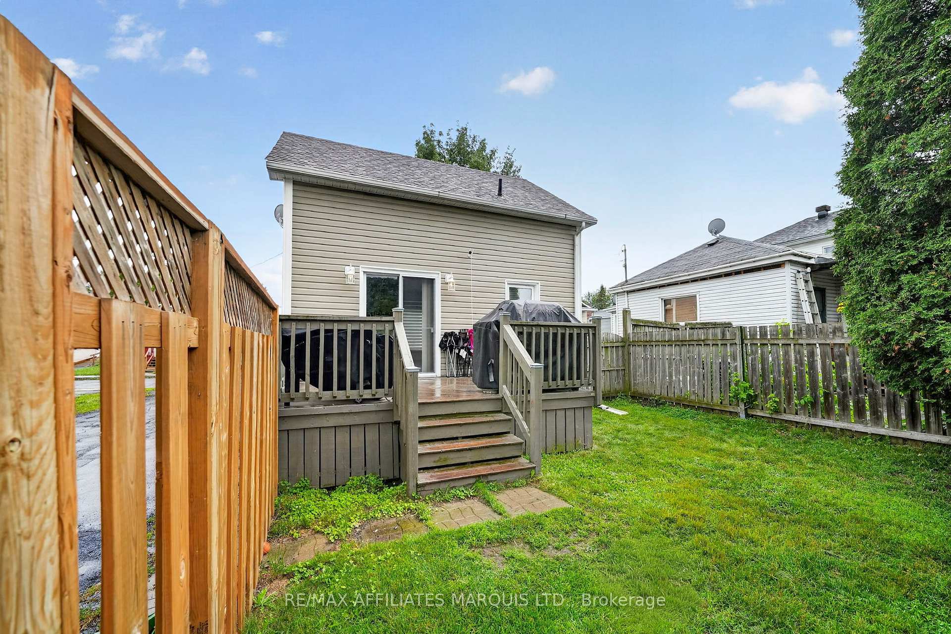 Photo 27 of 331 Sixth Street W, Cornwall, Cornwall — HOMEH
