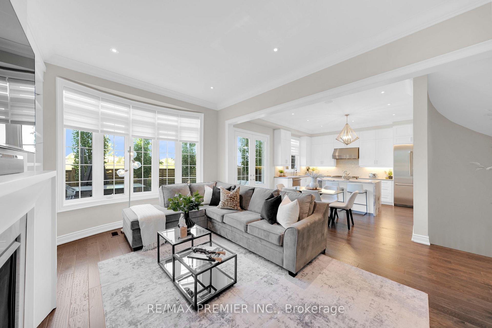Photo 11 of 67 Garyscholl Road, Vaughan, Vellore Village — HOMEH