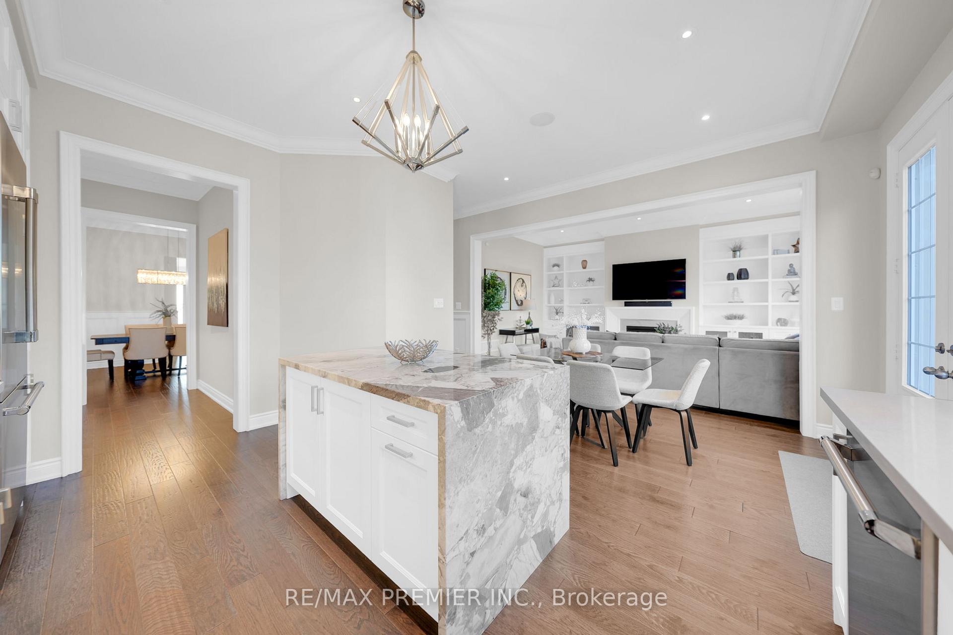 Photo 18 of 67 Garyscholl Road, Vaughan, Vellore Village — HOMEH