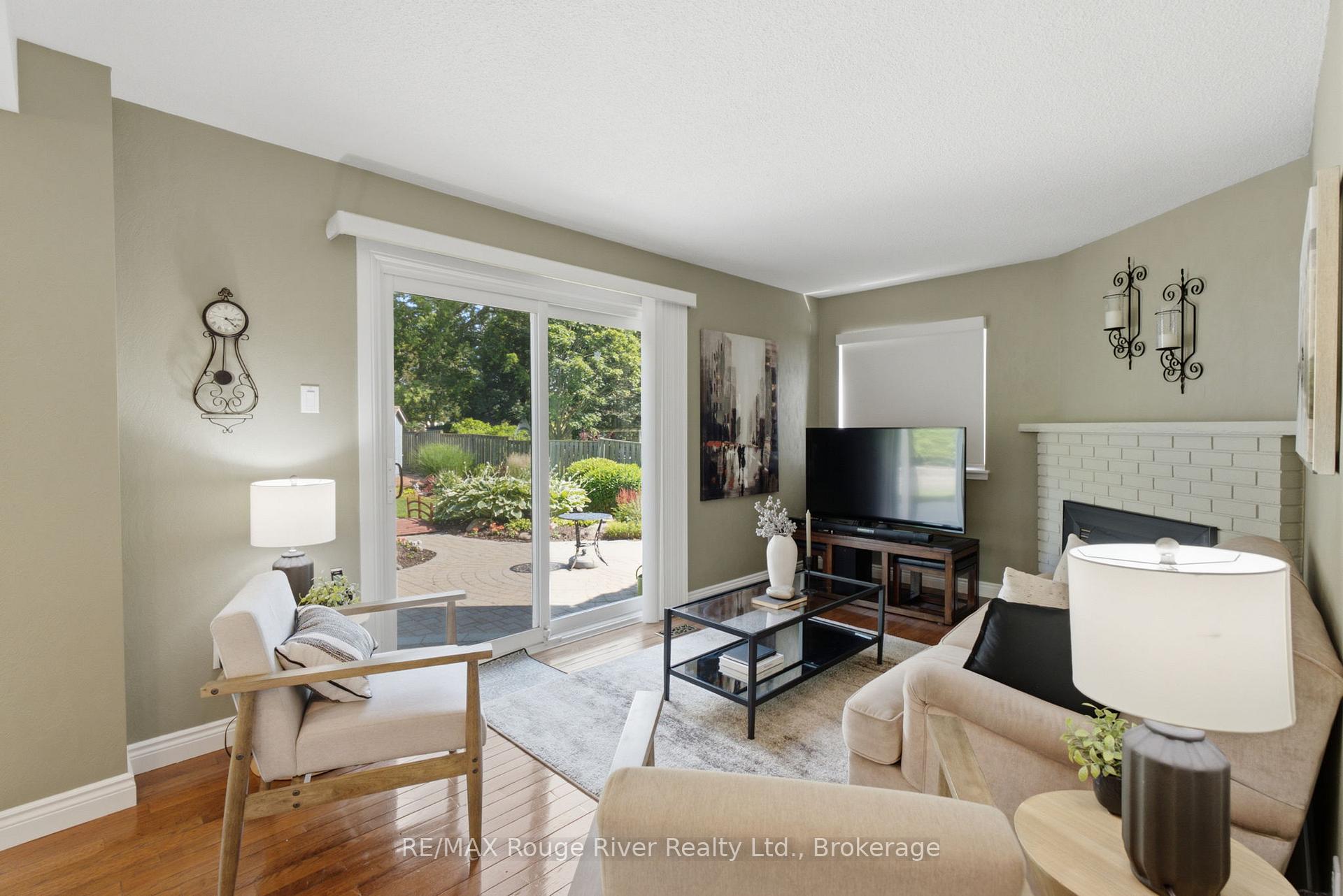 Photo 16 of 115 Pine Hills Road, Whitby, Blue Grass Meadows — HOMEH
