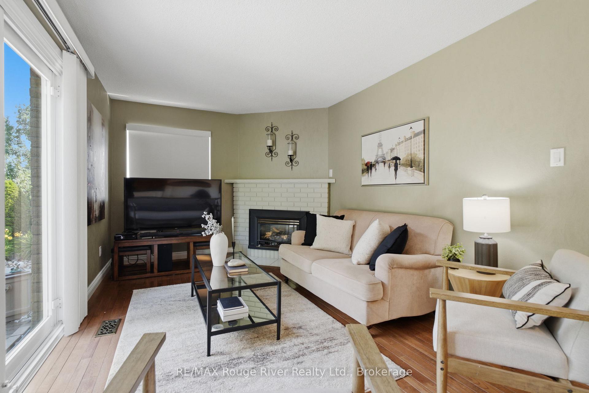 Photo 17 of 115 Pine Hills Road, Whitby, Blue Grass Meadows — HOMEH