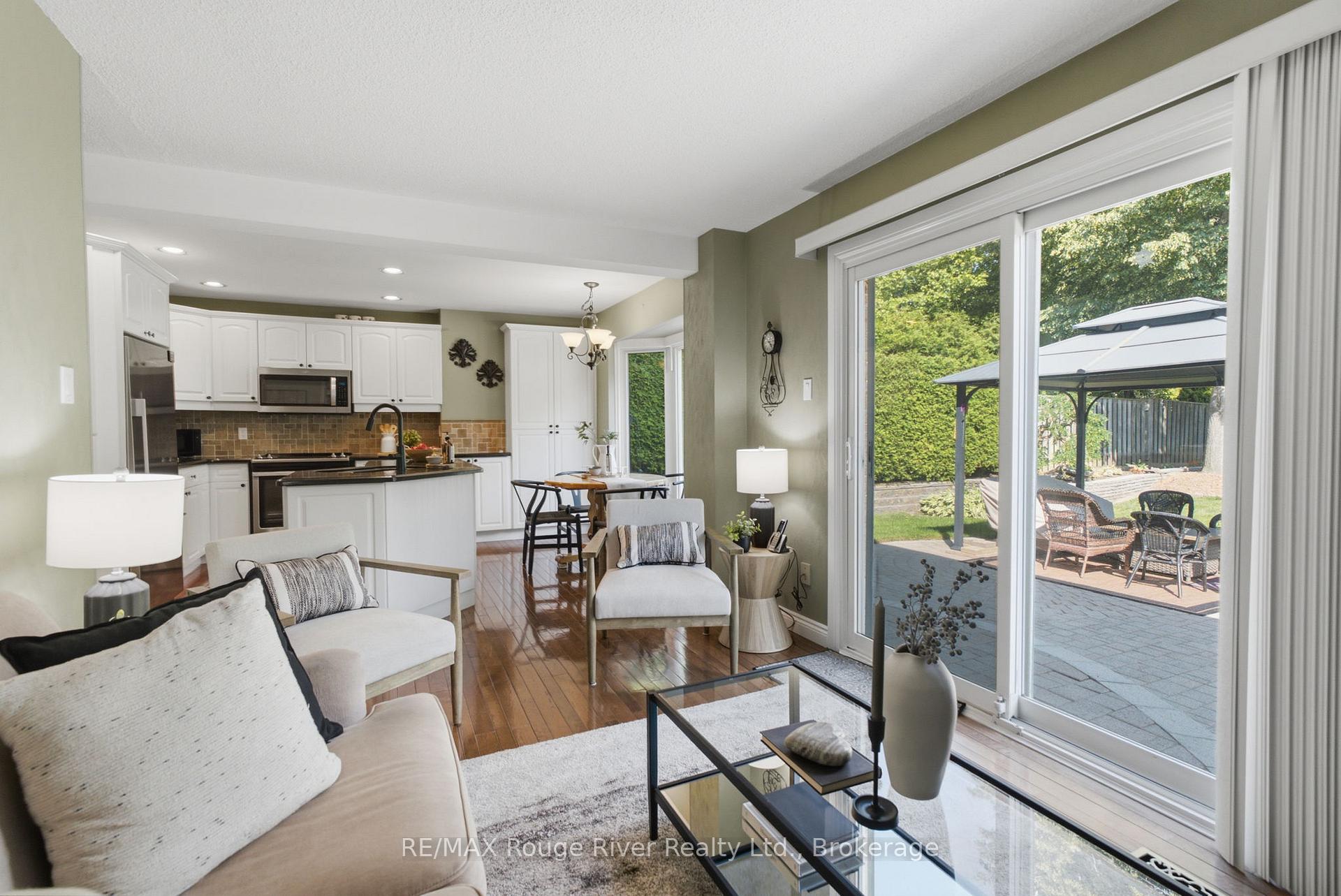 Photo 18 of 115 Pine Hills Road, Whitby, Blue Grass Meadows — HOMEH