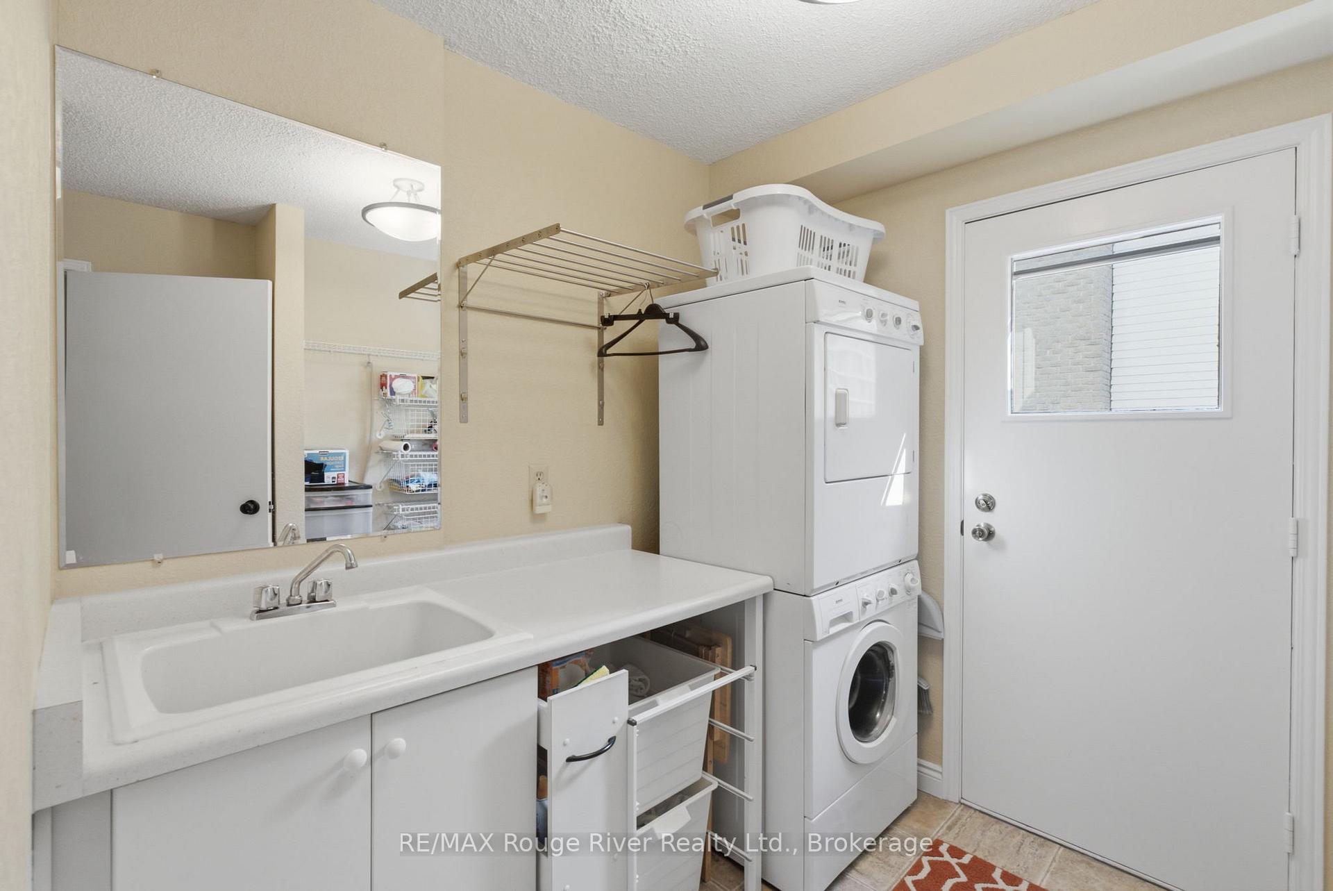 Photo 20 of 115 Pine Hills Road, Whitby, Blue Grass Meadows — HOMEH